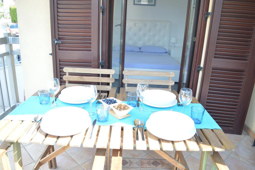 Apartments Villa Alba Пореч Екстер'єр фото