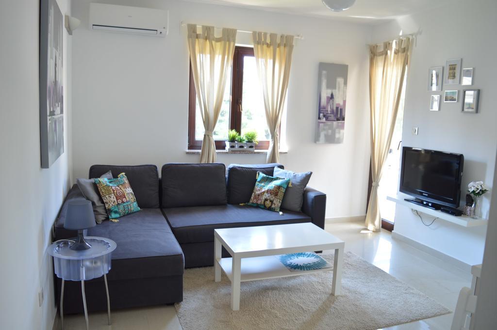Apartments Villa Alba Пореч Екстер'єр фото