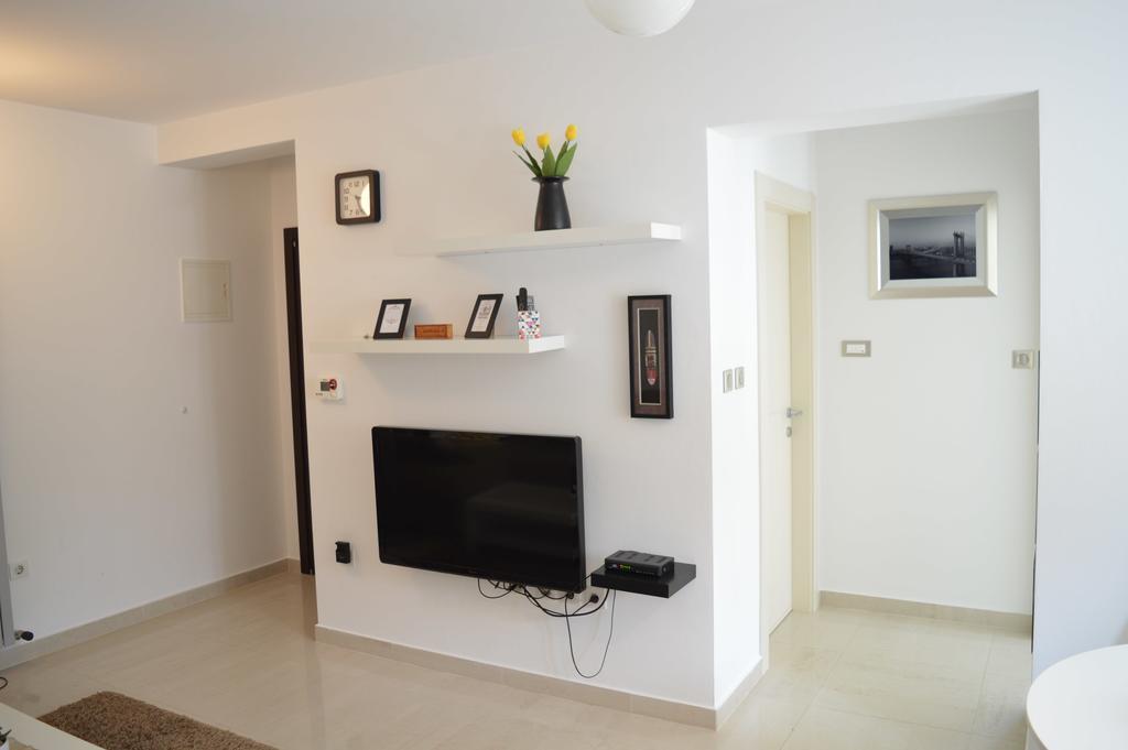 Apartments Villa Alba Пореч Екстер'єр фото
